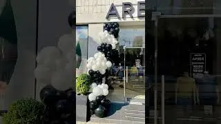 Black&white Balloon Garland #balloonsonline #balloongarland #balloondecorations