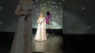 Мила Славская на "Павловском пассаже" в Арт - клубе " Аморет"