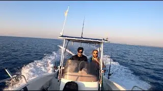 Quando ti svegli presto per andare a Pesca ma ti ritrovi vestito da T-rex