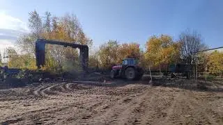 Упражнение "разворот в ограниченном пространстве" на тракторе кат. D (Massey Ferguson 6495)