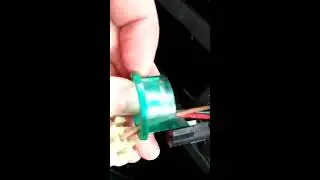 Снятие прикуривателя на Фольксваген Пассат Б3/B4