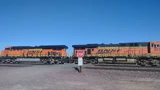 WB BNSF Domestic Intermodal/Port Stack Train Feat Bonnet In Daggett Ca! #bigbossrailfanner
