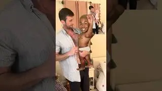 THAT BABY IS TOO CONSCIOUS OMG 😂😂😂😂