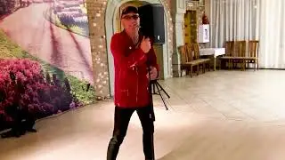 Сексуальное платье в ромашку - Валерий Палаускас