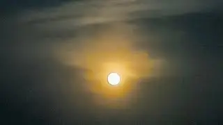 Der Mond