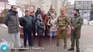 В живых осталось 38 из 230