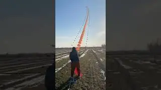 Огромный воздушный змей                                