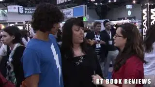 YA Author Simone Elkeles and her 'hero' are interviewed