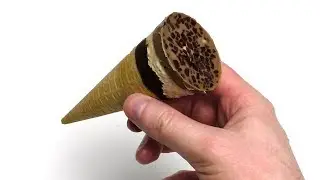 KINDER bueno Ice Cream Cone