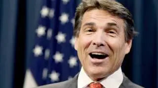 Rick Perry Physically Intimidating Ron Paul