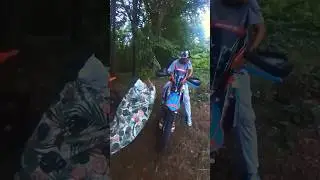 🧙‍♂️GNOME VS KNIGHT ⚔️ENDURO Battle 🔥 #2stroke #gnome #trending