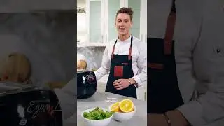 Запеченные утиные ножки со сливами и яблоками