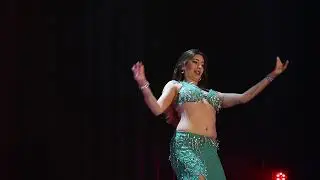 PAULA BURGOS EN RA'ASNI PARTY