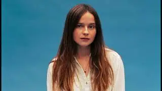Gabrielle Aplin - Skylight (Official Audio)