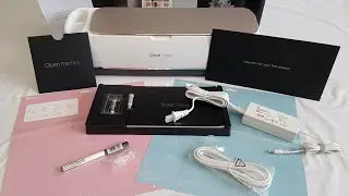 Cricut Maker 2021 - What's In The Box & What Blades Come Included. How To Remove & Install Blades