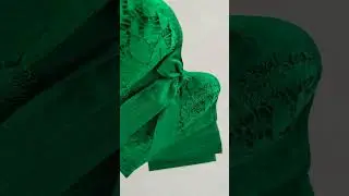 Корсет зеленый с кружевом
