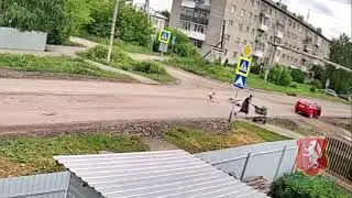 В Артемовском на пешеходном переходе машина сбила трех девочек