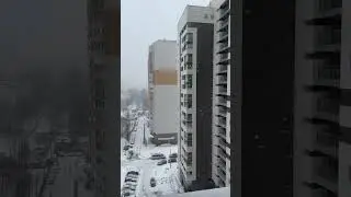 11 марта🙈🥶❄️🌨️ Снег кружится летает, летает😅 #снег #снегопад #весна
