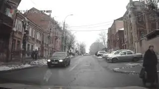 Сбил на пешеходном переходе ребенка