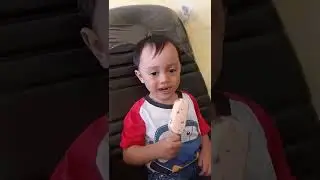 Makan ice cream teman teman