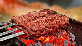 BBQ. Говяжьи рёбра на углях.