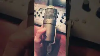 Neumann U47Fet. А у нас в квартире G.A.S. А у вас? #neumann #u47fet #studio #metallica