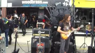Gibson Guitarists Wanted - Guitariste #31