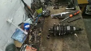 Причина. Вылетает первая передача. ВАЗ.