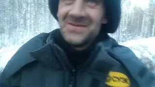 Как менять опорный каток в бульдозере.