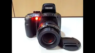 FUJIFILM FinePix SL300 Digital Camera