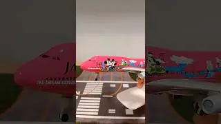 Japan Airlines 747 Disney World Airplane Model Unboxing