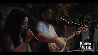 Elmayı nazik soydum