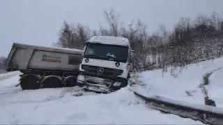 Грузовой Эвакуатор - вытаскиваем тонарщика - 8(999)989-95-22