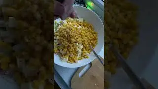 Ты теперь САМЫЙ ВКУСНЫЙ крабовый салат, тебя все готовят, а про остальные не вспоминают #diy #food