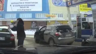 Девушки за рулём! не для слабонервных! 2