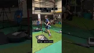 It’s all in the HIPS💯 - How To Use Hips in The Baseball Swing