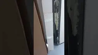 железная дверь от застройщика
