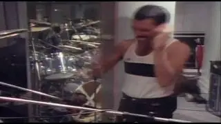 Queen - The Show Must Go On HD