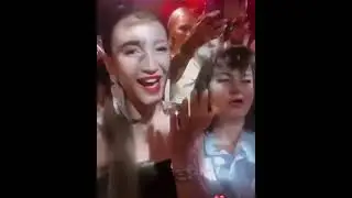 Бузова оттолкнула фанатку на вечеринке