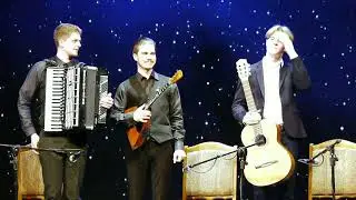 Ансамбль "Crescendo" Олег Зыков - балалайка, Никита Колтун - Гитара, Александр Богданович