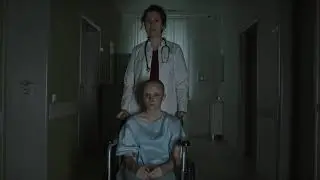 A female doctor with her patient