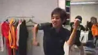 Nino Shake Your Groove Thing!