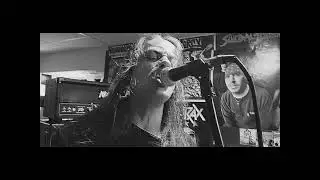 MOLDER - RELENTLESS PESTILENCE (OFFICIAL VIDEO)