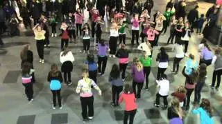 flashmob in de grote hal centraal station 27 11 2011 take 1