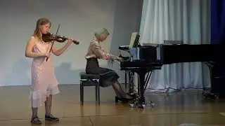 Карел Елена