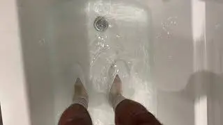 How To Break In Cleats In Bathtub 🧼