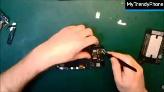 Miten korjata HTC Onen LCD- ja kosketusnäyttö