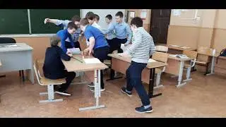 Весеннее поздравление для девочек 4 "Г"