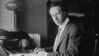 Ossip Gabrilowitsch plays Bach-Saint-Saëns Bourrée