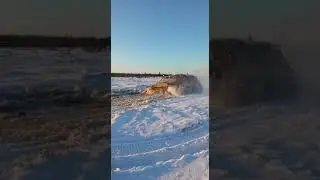 ГТТ ПРЕТ ПО БОЛОТУ!